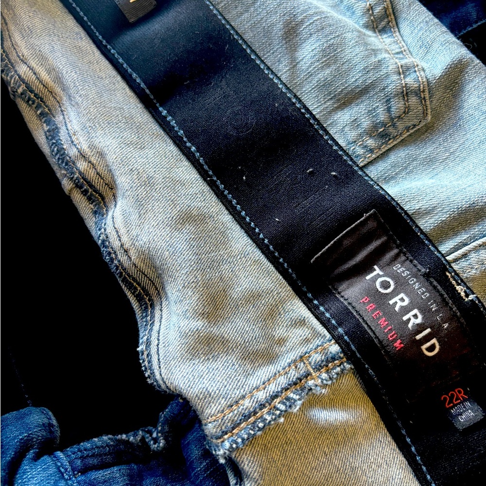 Torrid Premuim size 22R jeans.